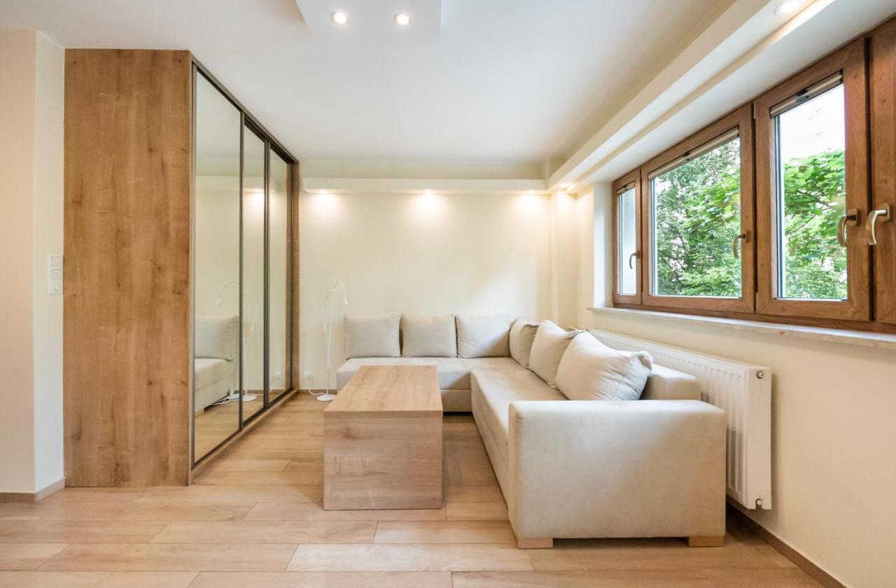 Mokotow Orzycka Beige Studio Varsovie Extérieur photo